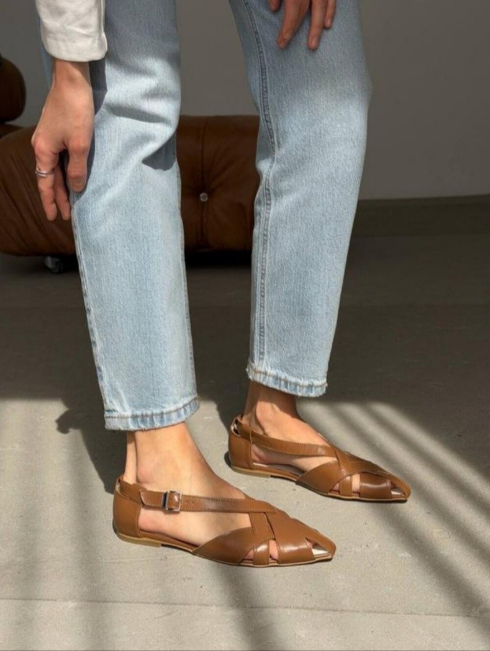 Classic Brown Women's Pointed Slingback Flats - Picture 4 of 7